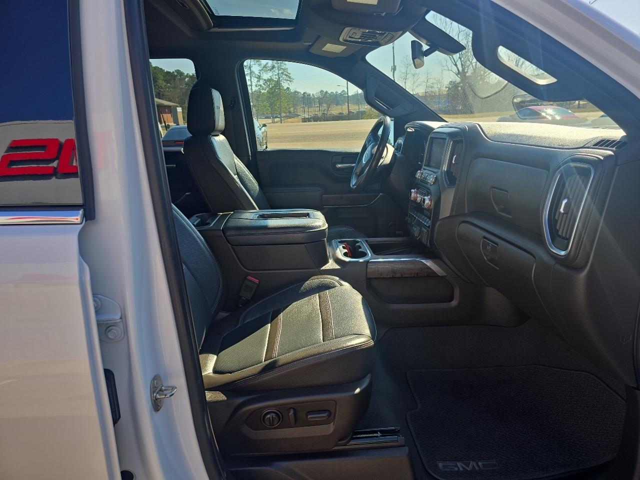 GMC Sierra 1500 Limited Denali Crew Cab 4WD 2022