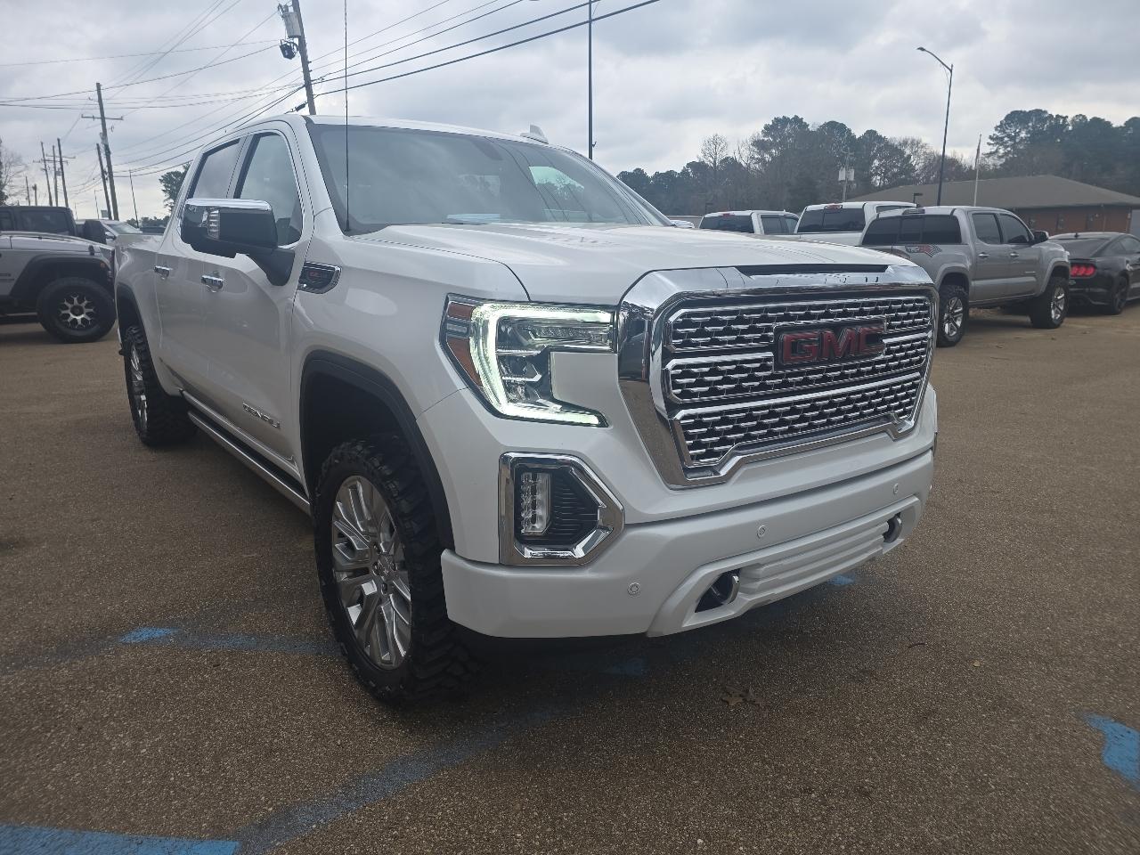 GMC Sierra 1500 Limited Denali Crew Cab 4WD 2022