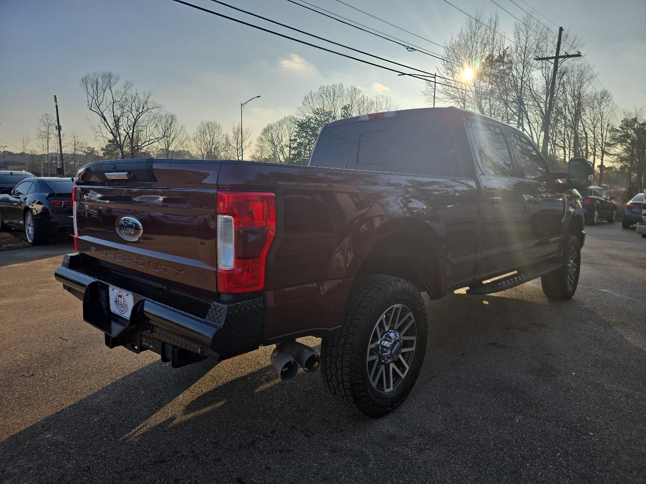 Ford F-250 SD Lariat Crew Cab 4WD 2017