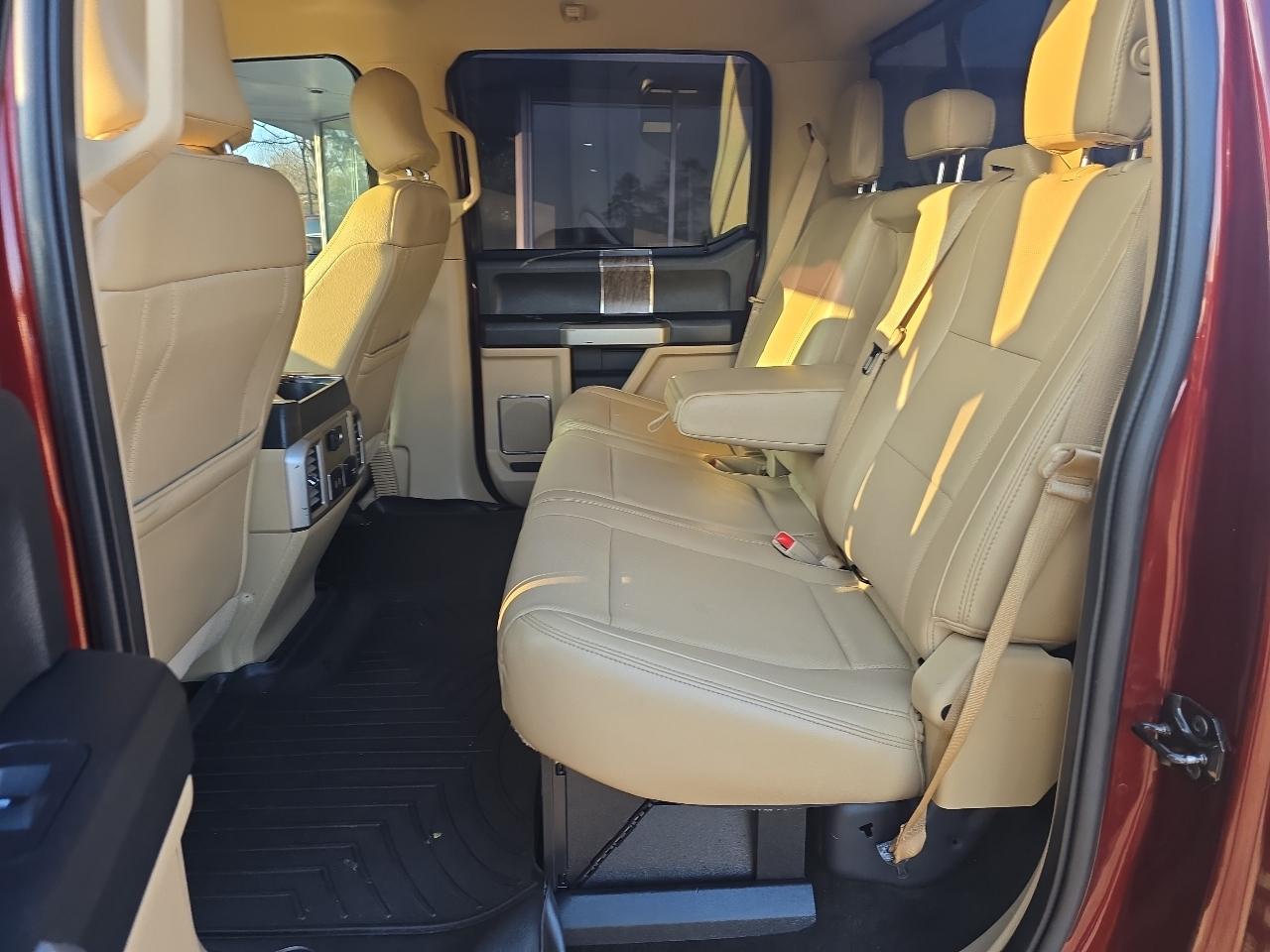 Ford F-250 SD Lariat Crew Cab 4WD 2017