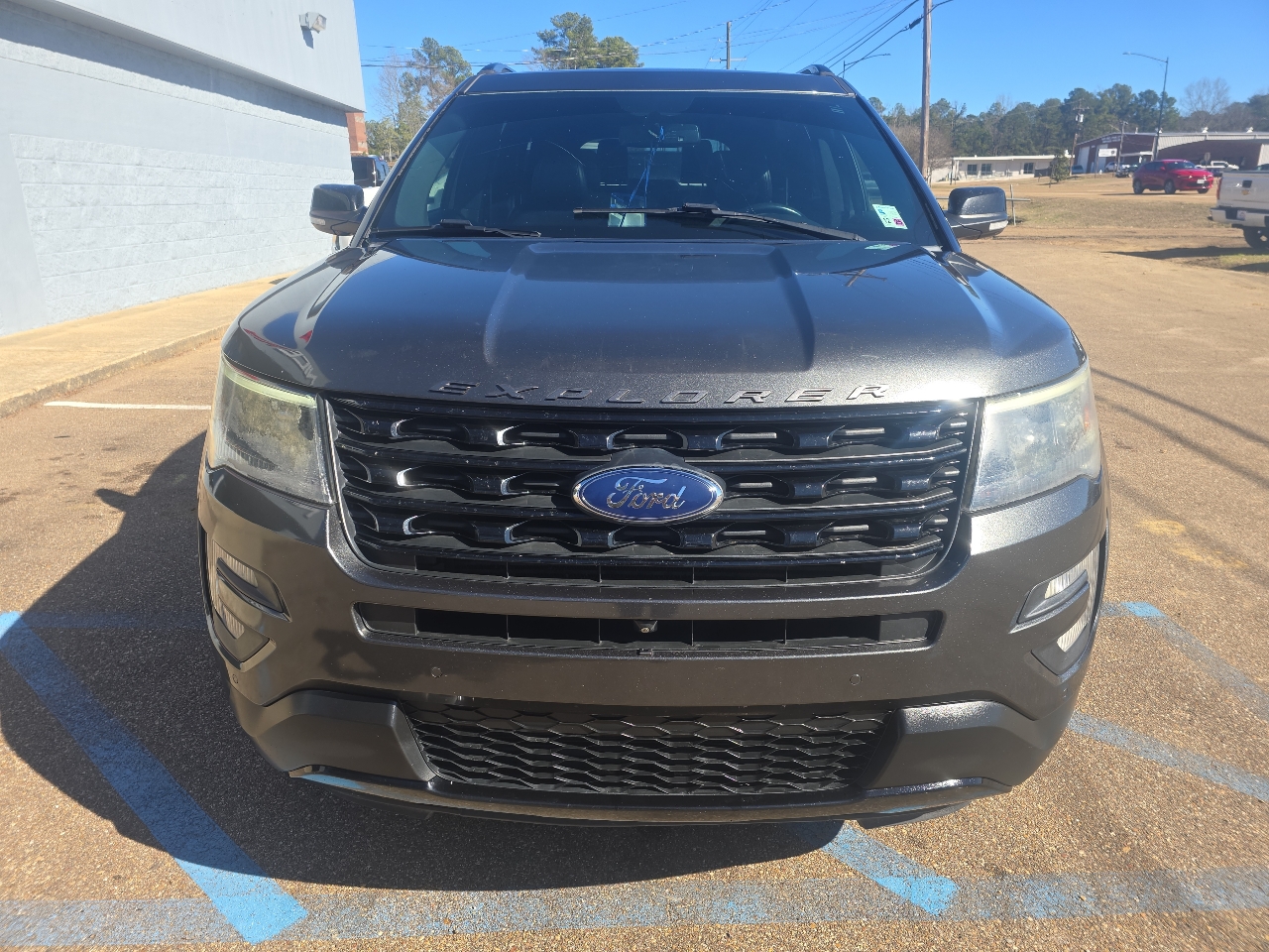 Ford Explorer 4dr 114" WB 4.0L XLT Sport AWD 2017