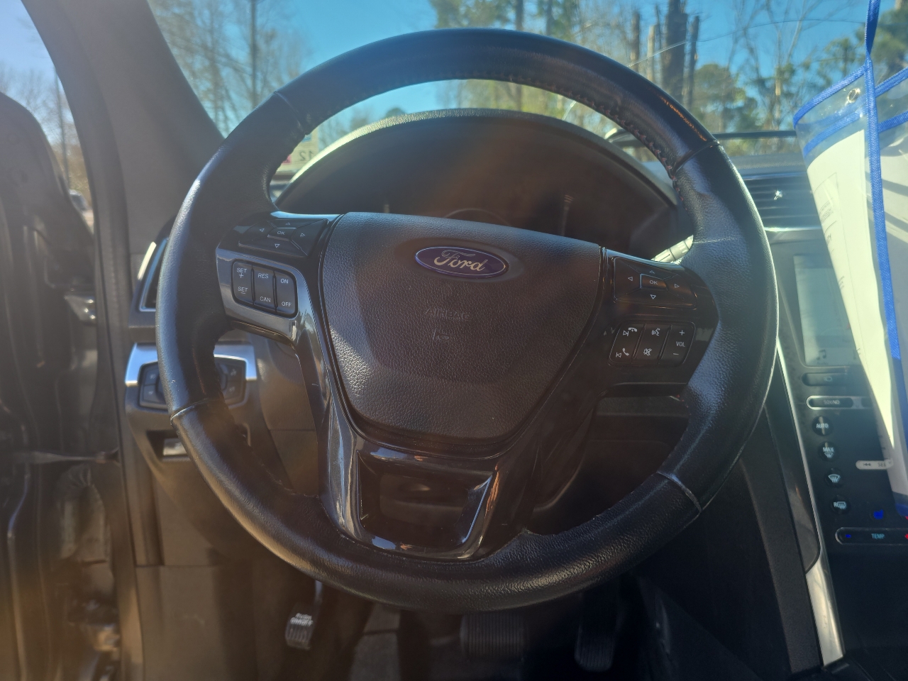 Ford Explorer 4dr 114" WB 4.0L XLT Sport AWD 2017