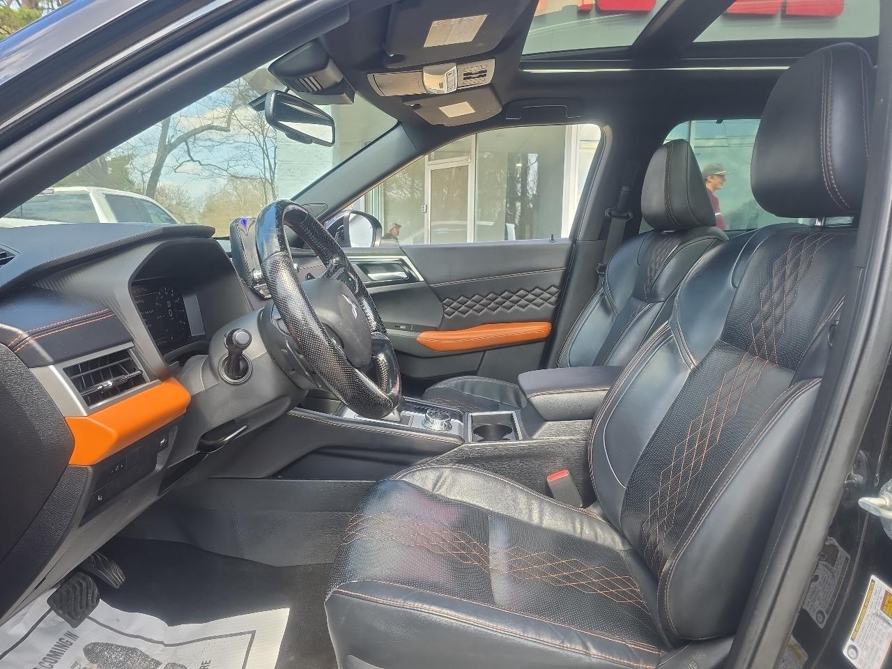 Mitsubishi Outlander  2022