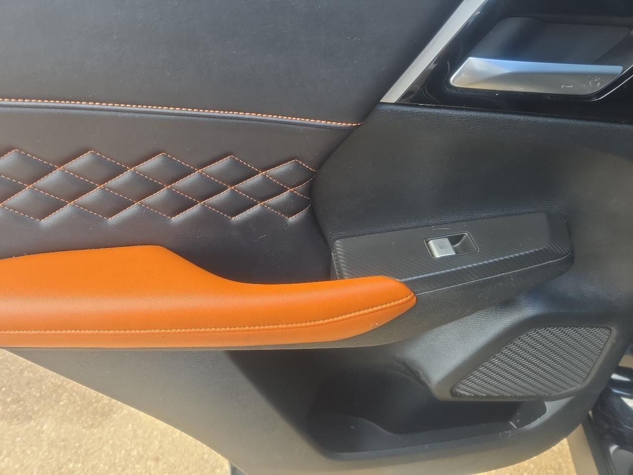 Mitsubishi Outlander  2022