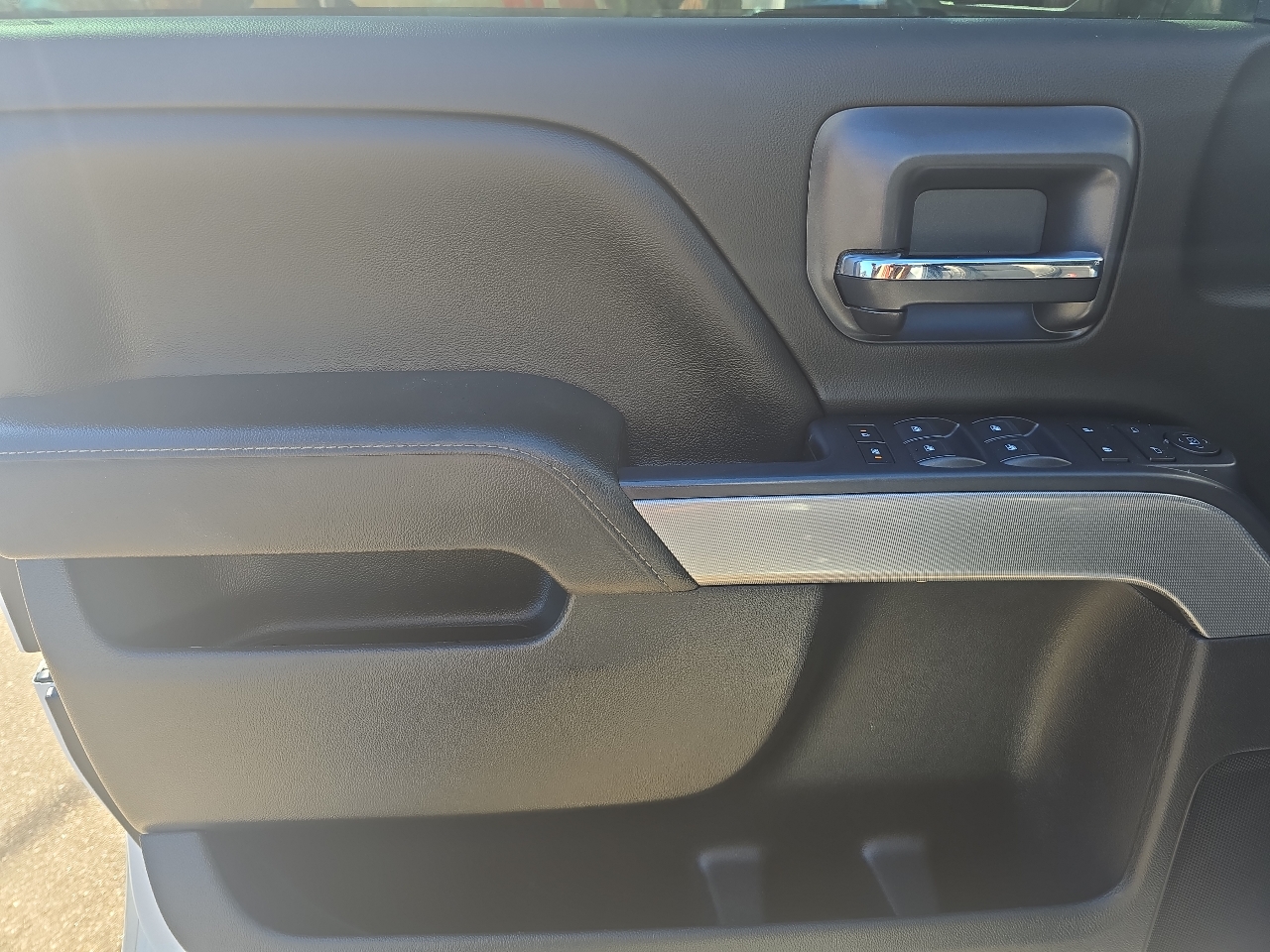 Chevrolet Silverado 1500 LTZ Z71 Crew Cab 4WD 2018