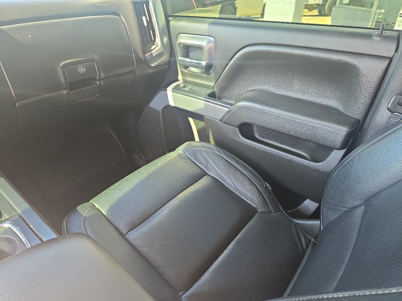 Chevrolet Silverado 1500 LTZ Z71 Crew Cab 4WD 2018