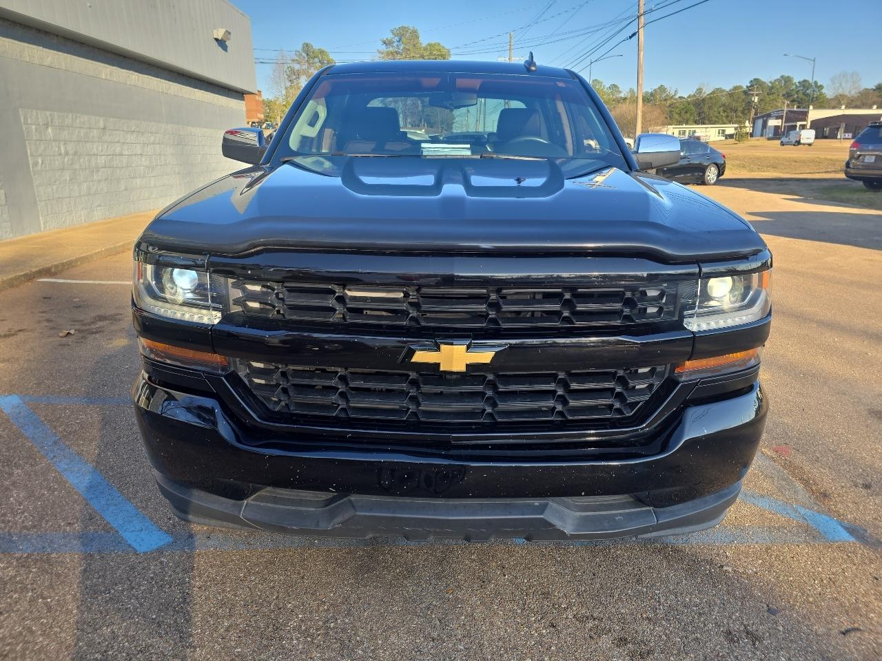 Chevrolet Silverado 1500 1LT Crew Cab 2WD 2017