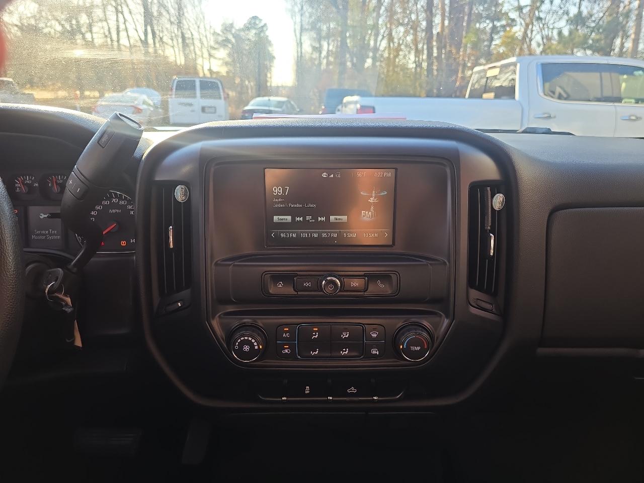 Chevrolet Silverado 1500 1LT Crew Cab 2WD 2017