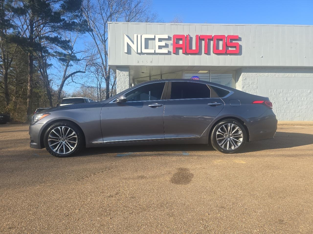 Hyundai Genesis  2015