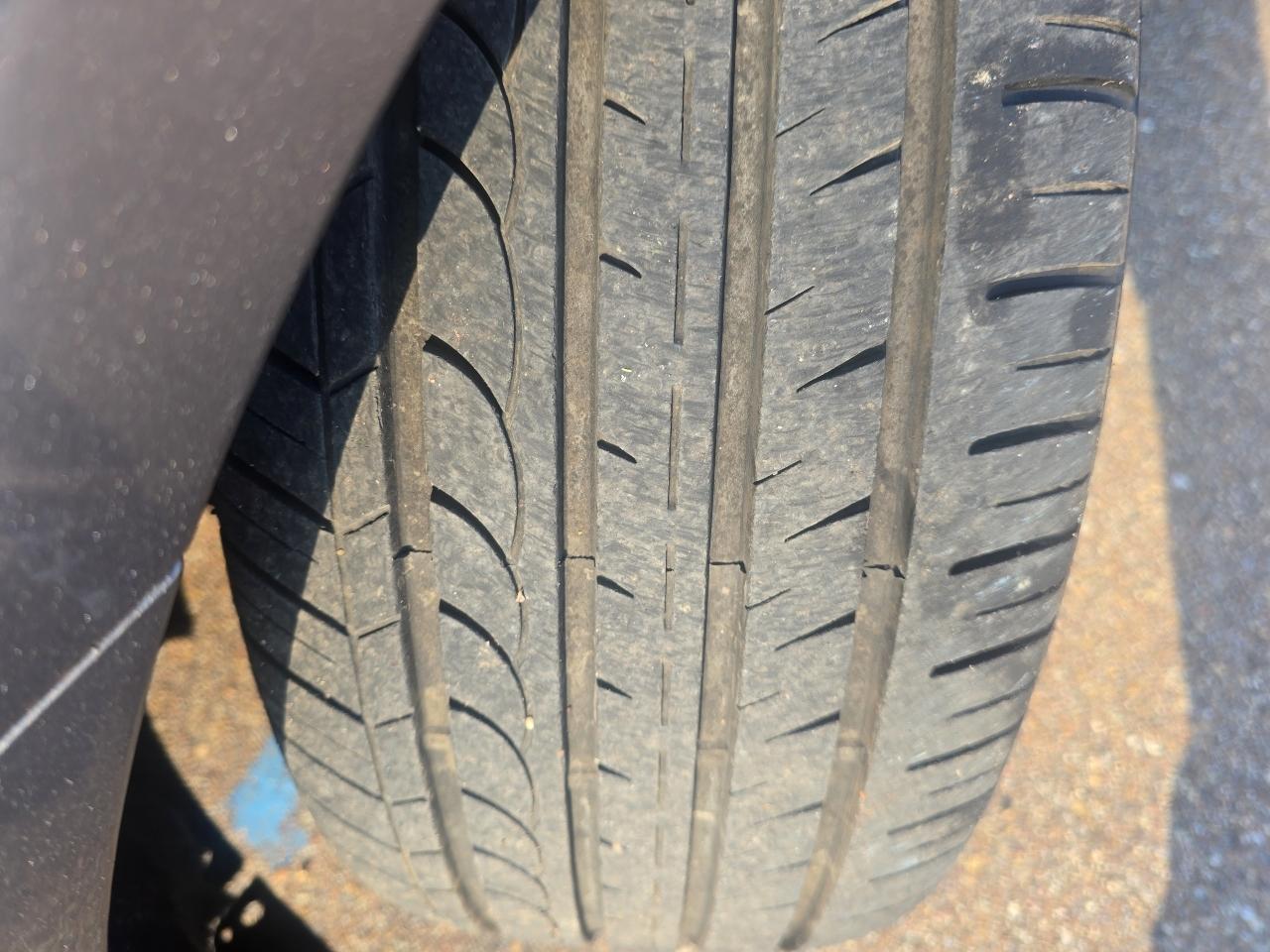 Hyundai Genesis  2015