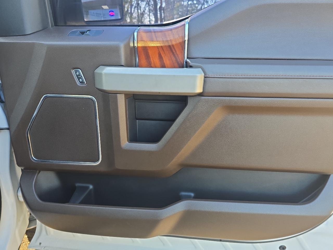 Ford F-150 4WD SuperCrew 145" King Ranch 2016