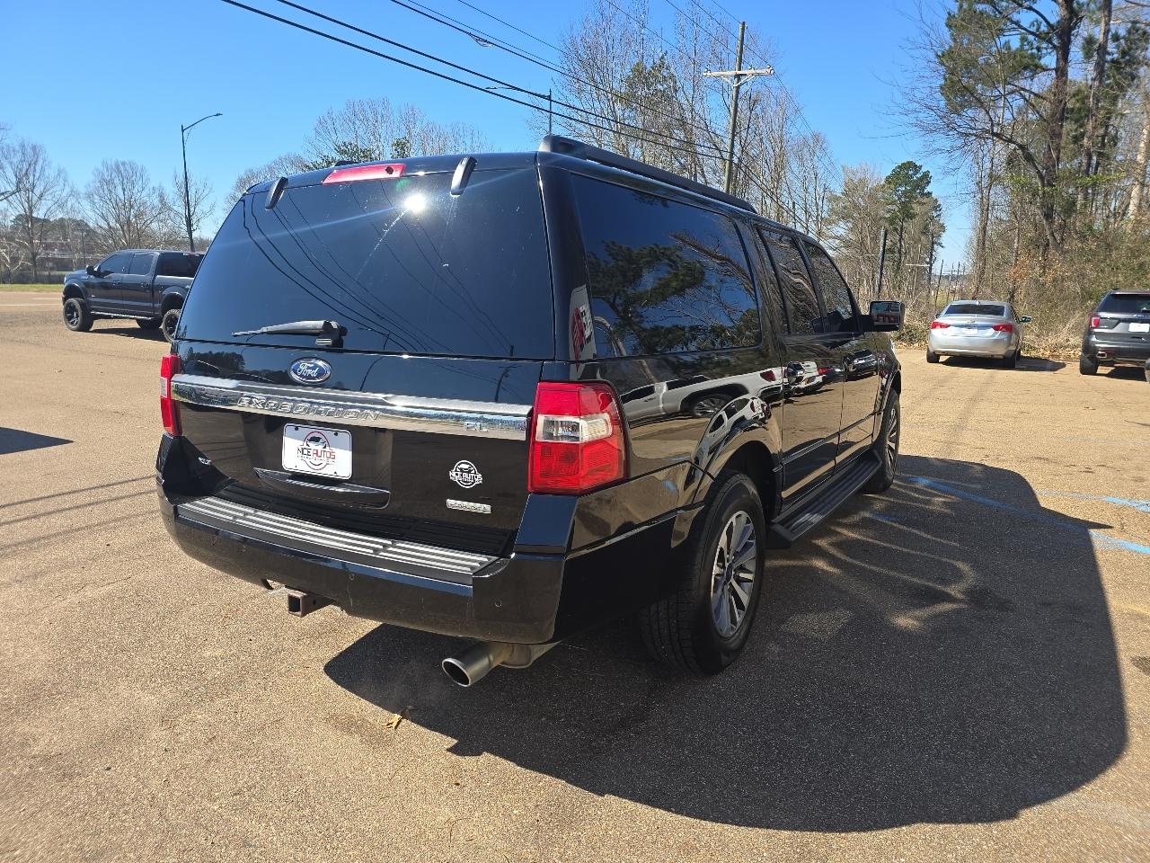 Ford Expedition  2017