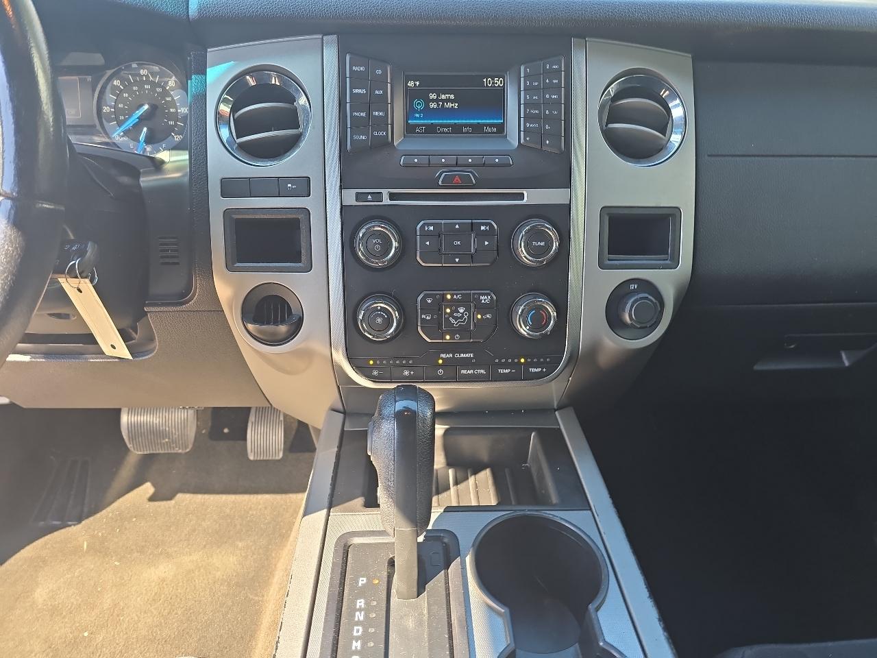 Ford Expedition  2017