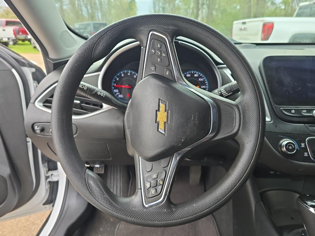 Chevrolet Malibu  2020