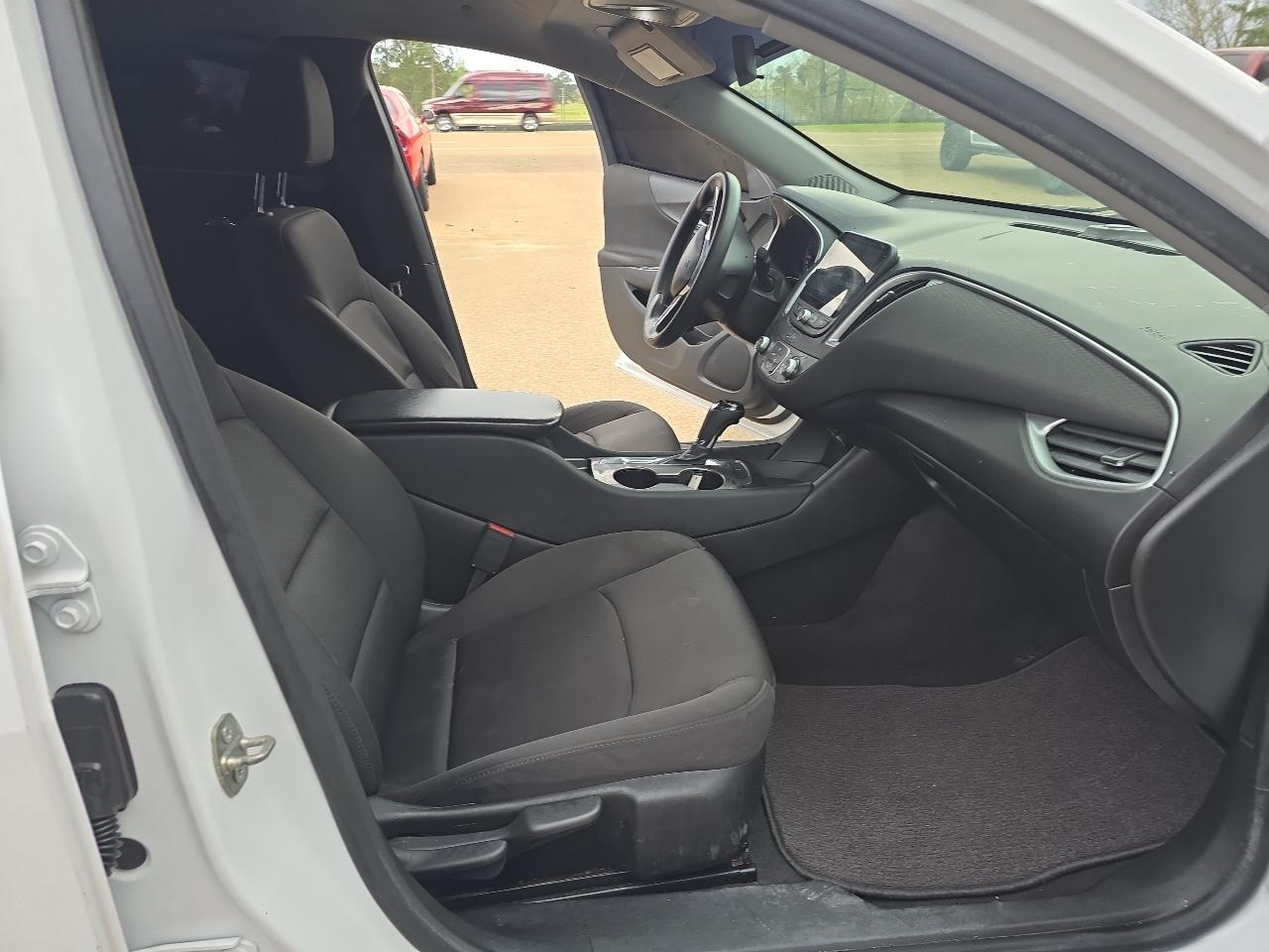 Chevrolet Malibu  2020