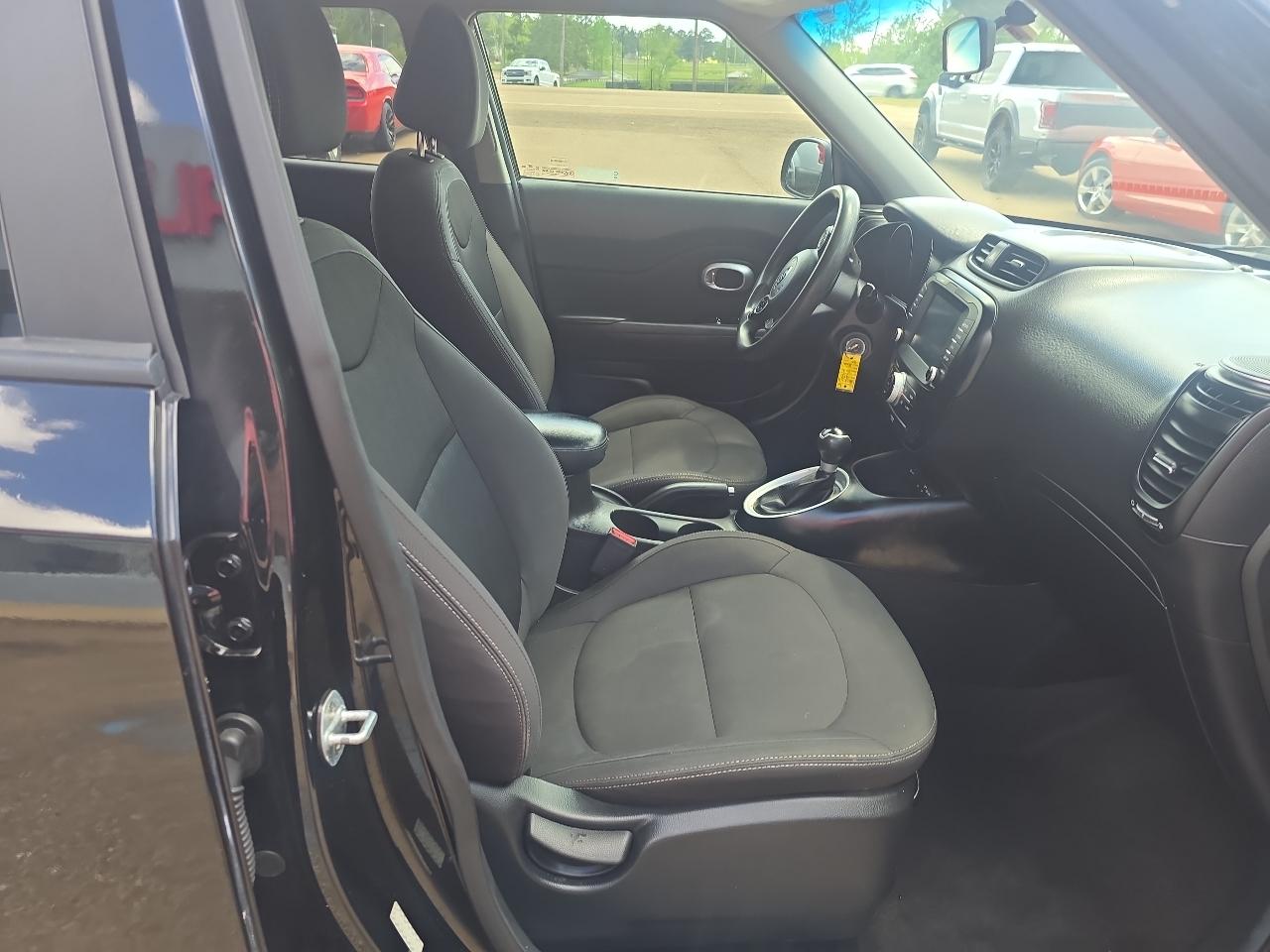 Kia Soul ! w/Premium Package 2019