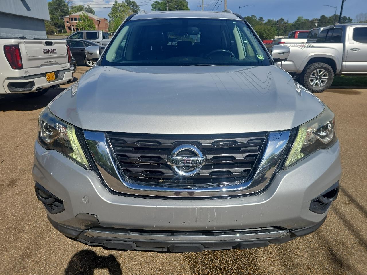 Nissan Pathfinder Platinum 4D SUV 4WD 2018