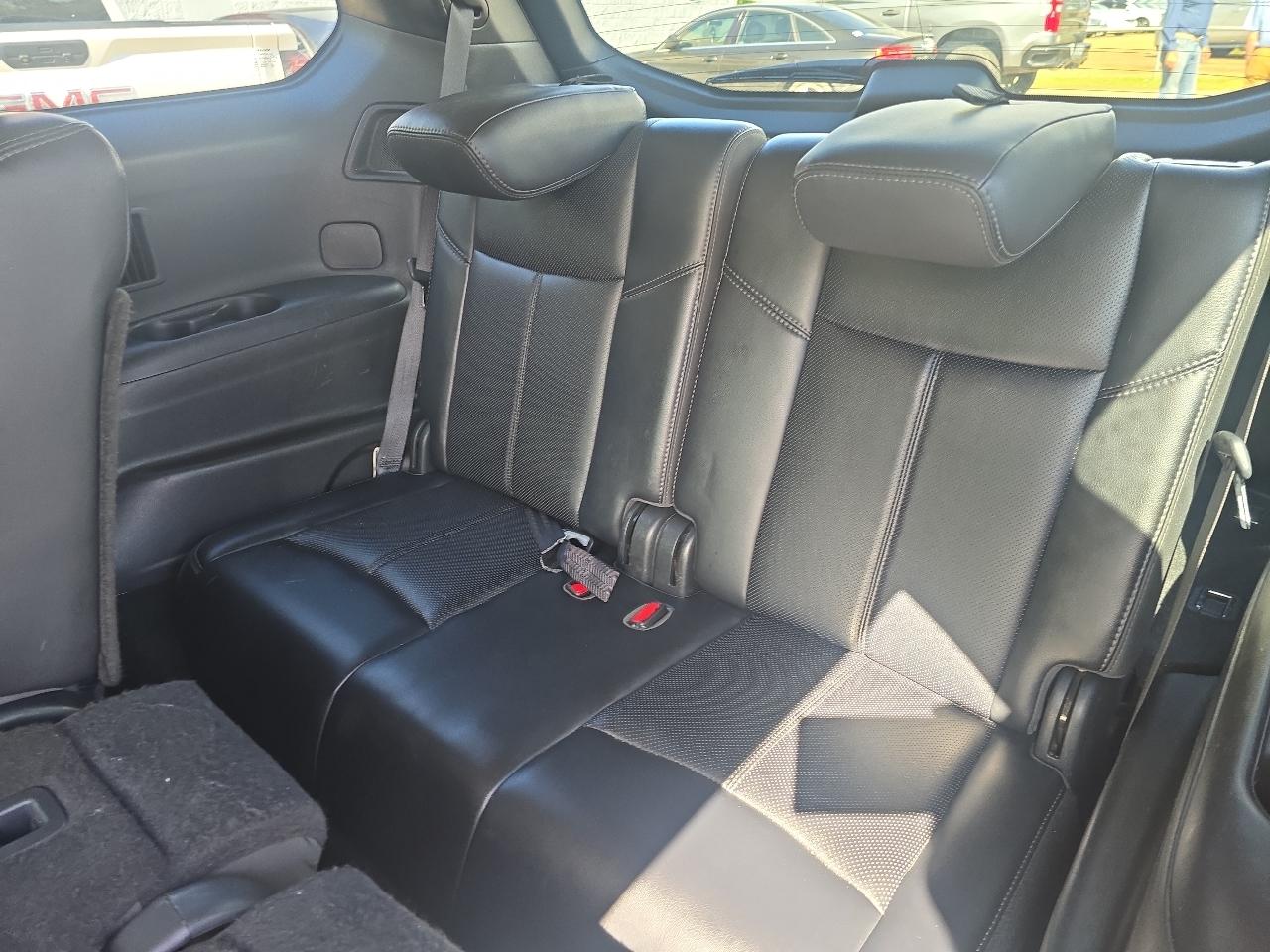 Nissan Pathfinder Platinum 4D SUV 4WD 2018