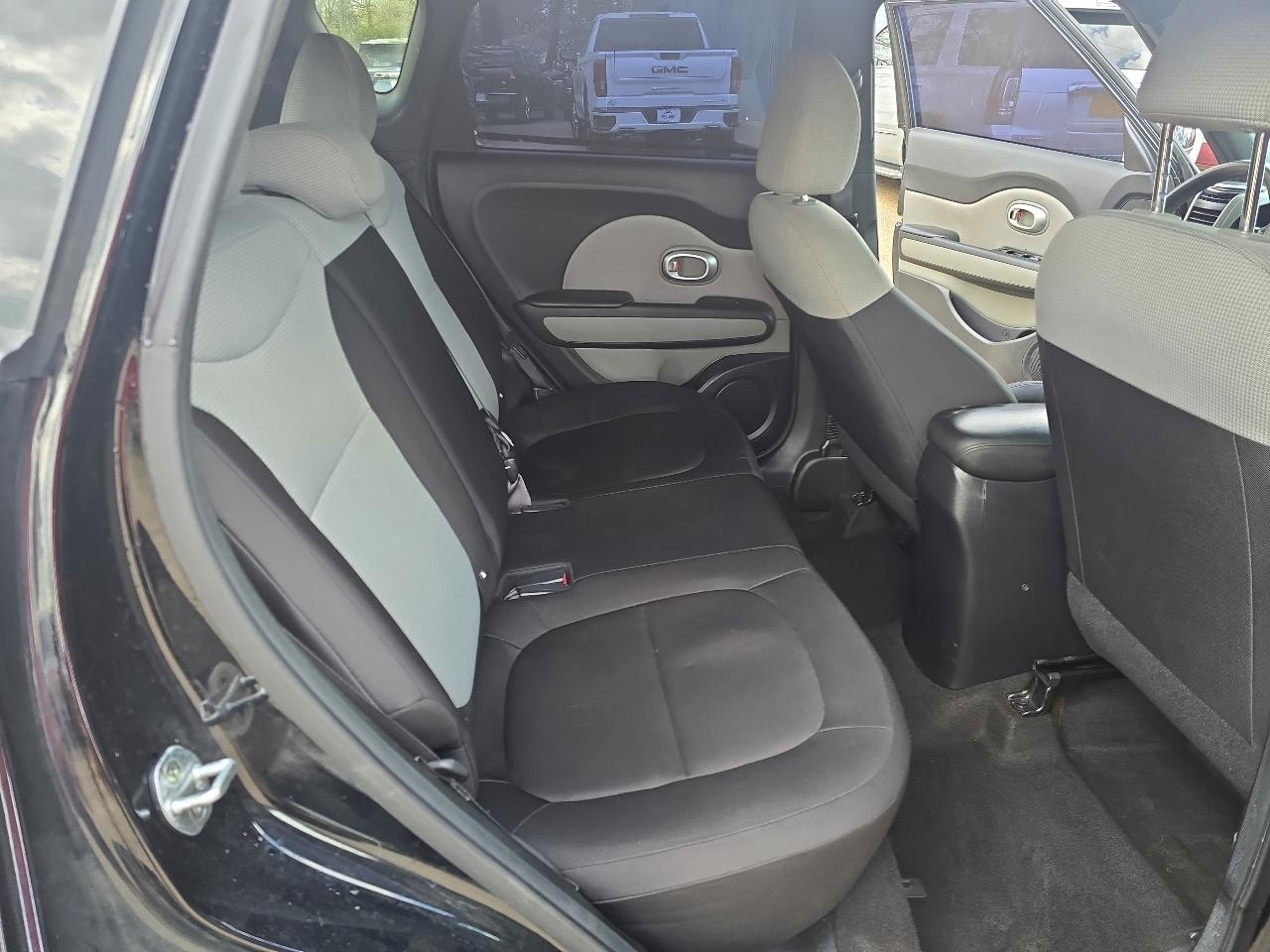 Kia Soul ! w/Premium Package 2016