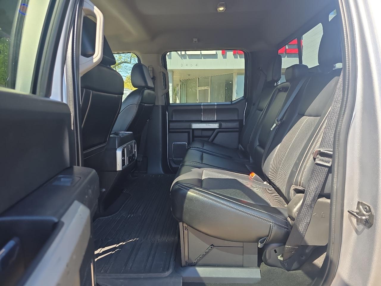 Ford F-350 SD Lariat Crew Cab 4WD 2021