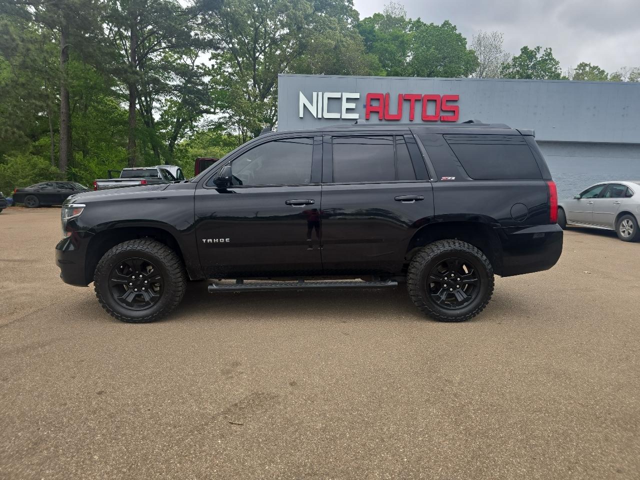 View vehicle photo 2