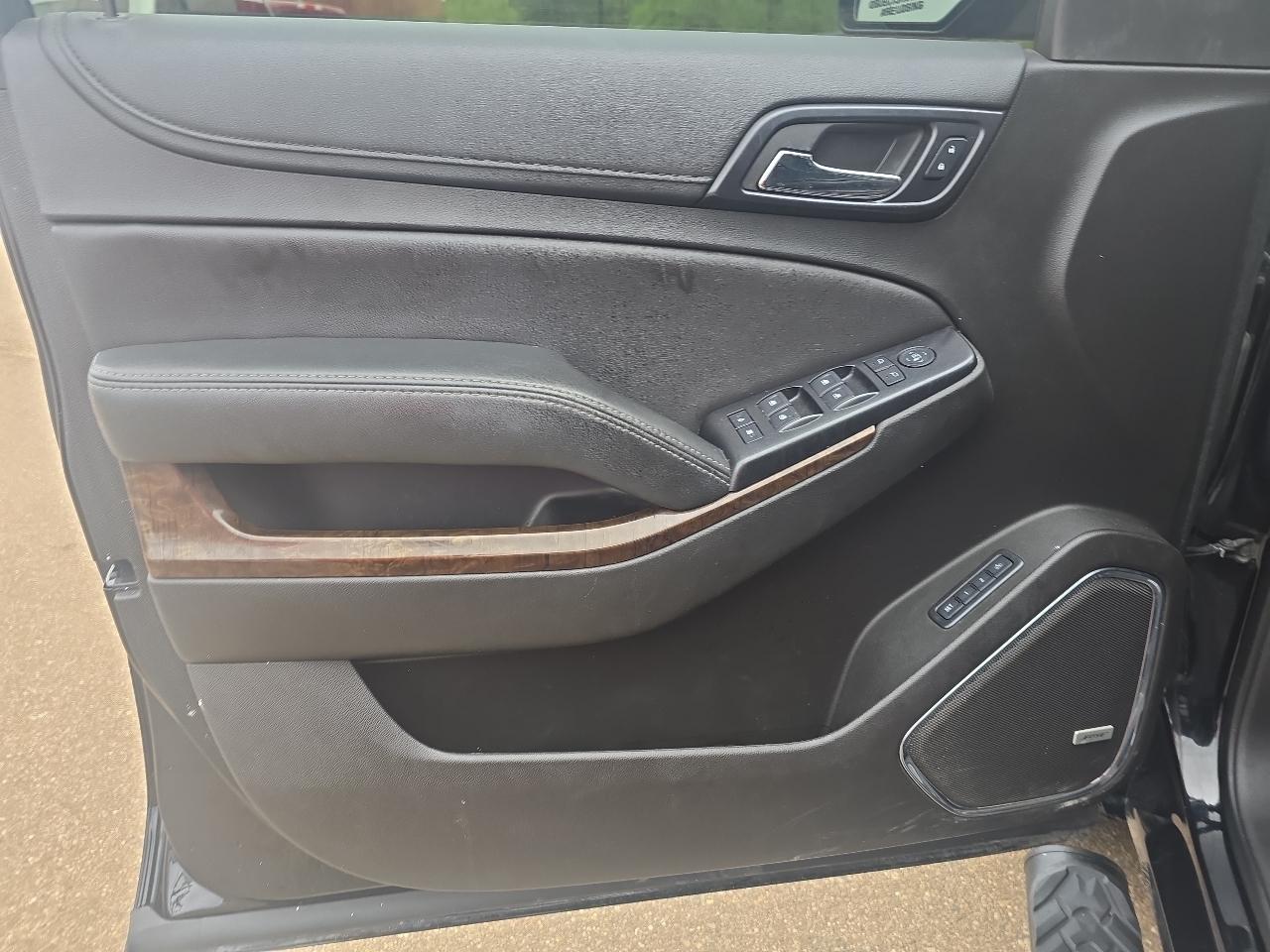 Chevrolet Tahoe Z71 4D SUV 4WD 2017