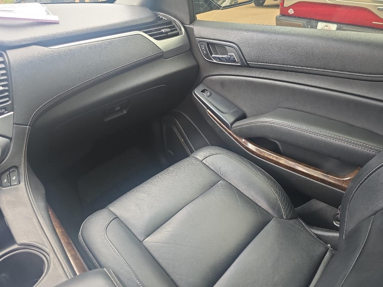 Chevrolet Tahoe Z71 4D SUV 4WD 2017