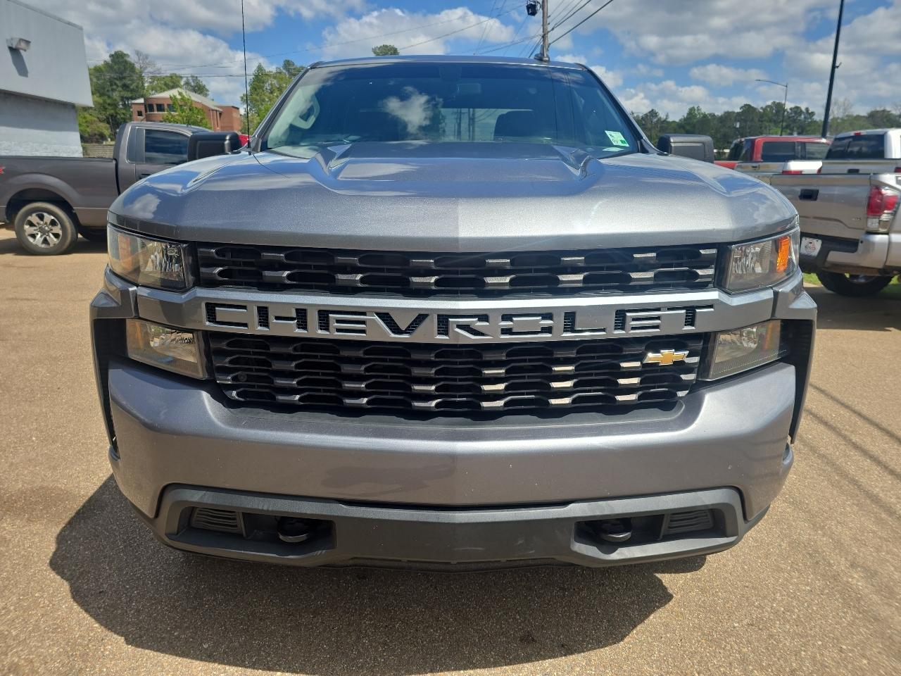 Chevrolet Silverado 1500 Custom 2021