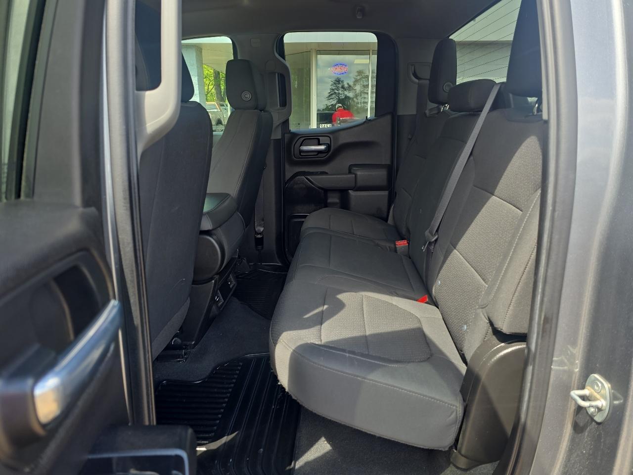 Chevrolet Silverado 1500 Custom 2021