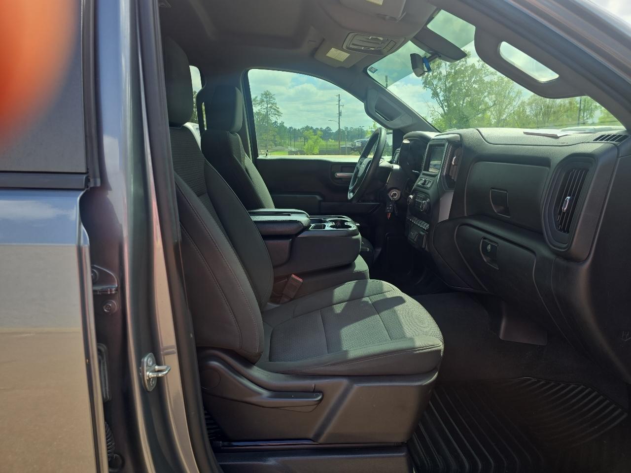 Chevrolet Silverado 1500 Custom 2021