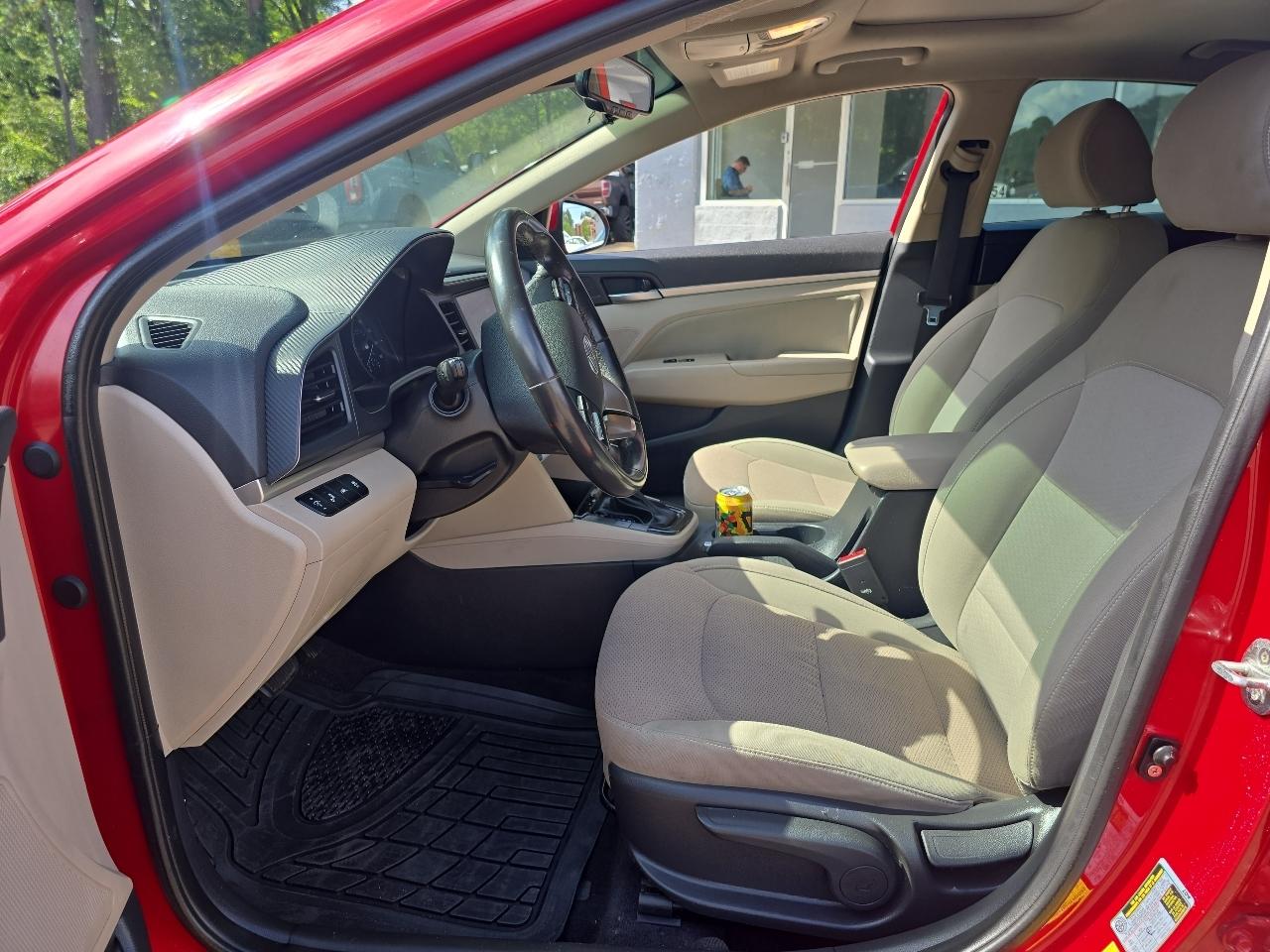 Hyundai Elantra  2019