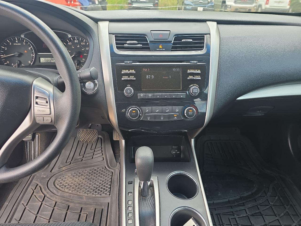 Nissan Altima  2015
