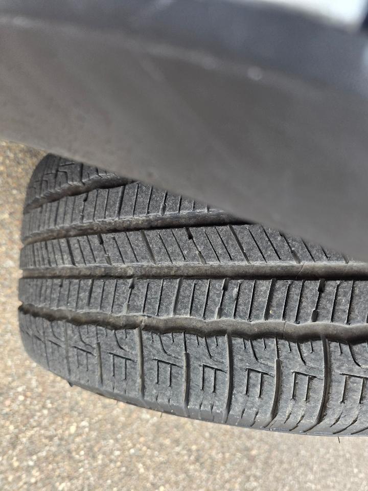 Ford Explorer 4dr 114" WB 4.0L XLT 2015