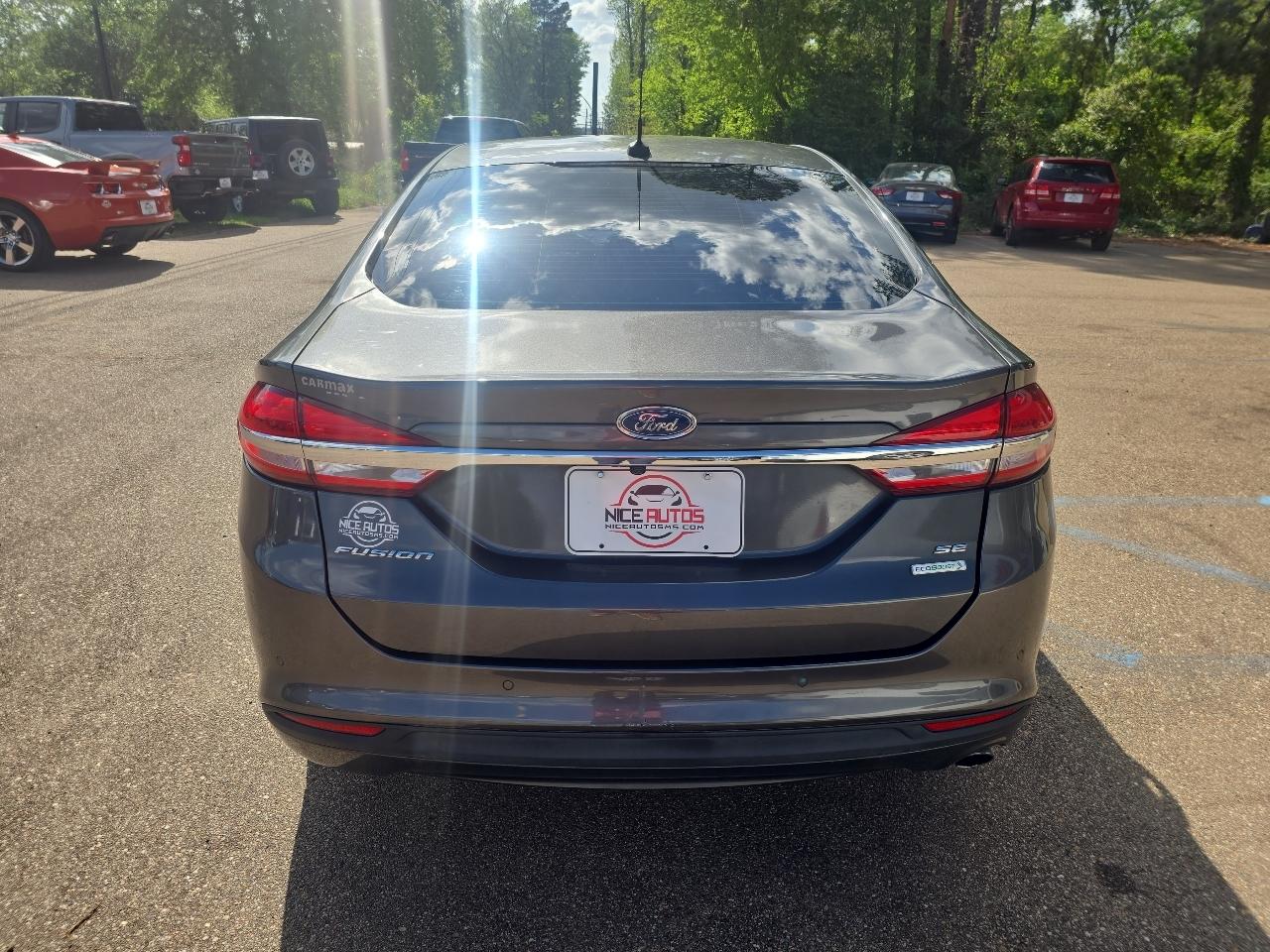 View vehicle photo 4