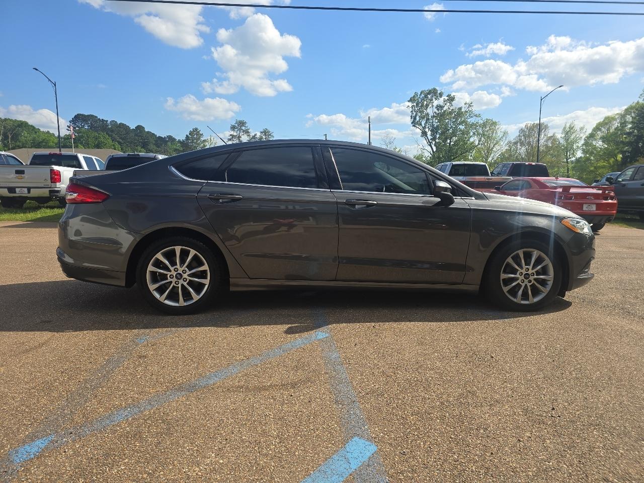 View vehicle photo 6