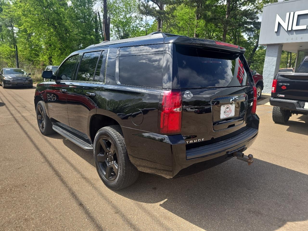 View vehicle photo 3