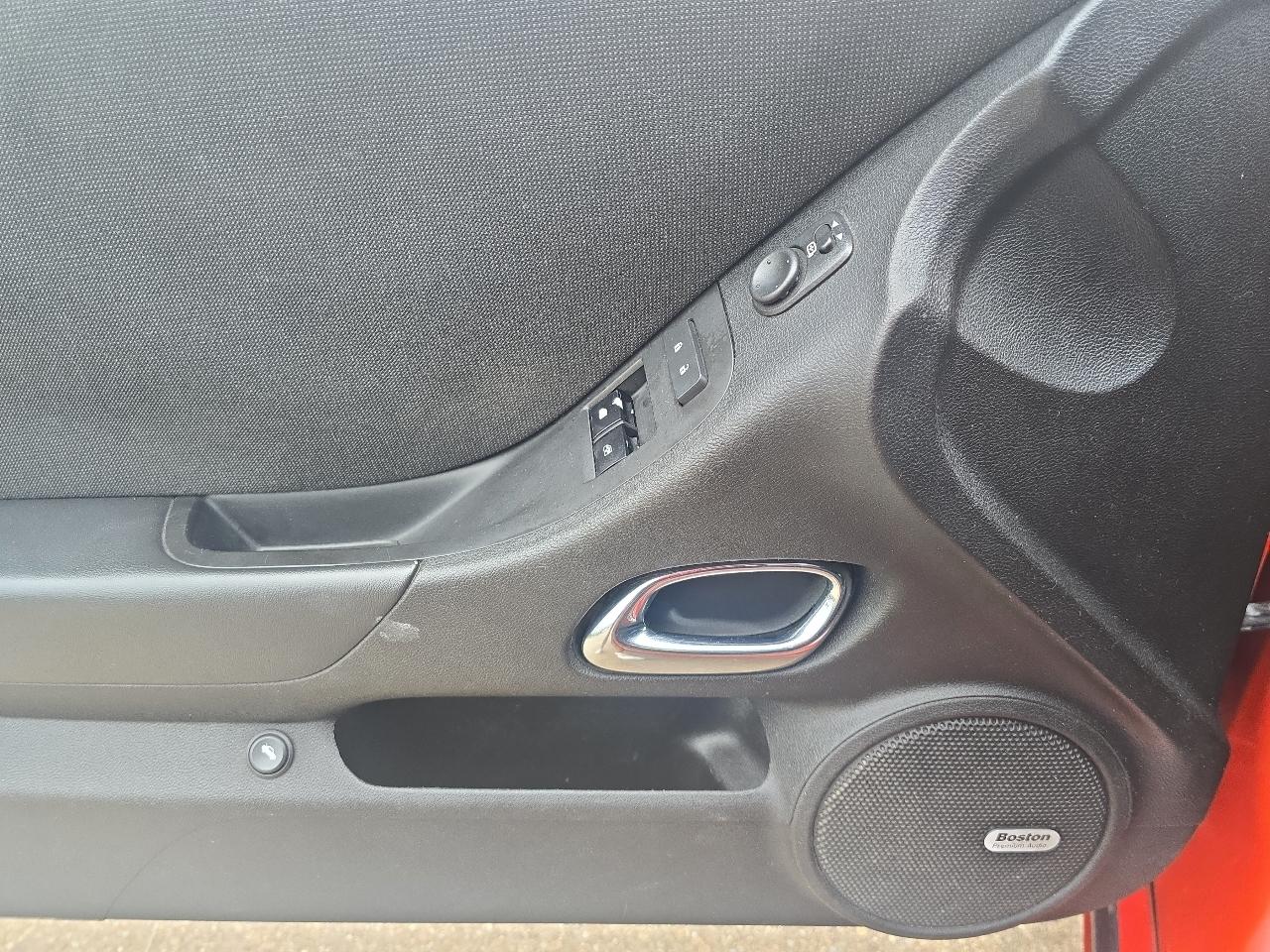 Chevrolet Camaro  2012