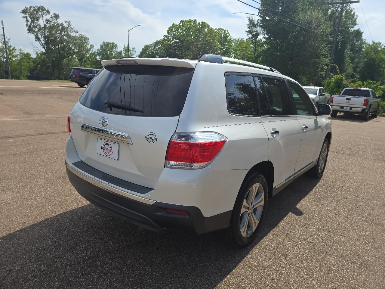 Toyota Highlander  2013