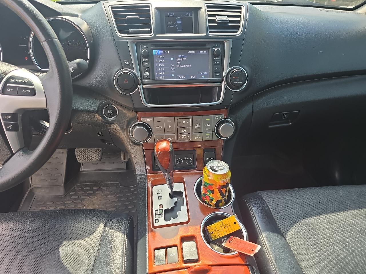 Toyota Highlander  2013