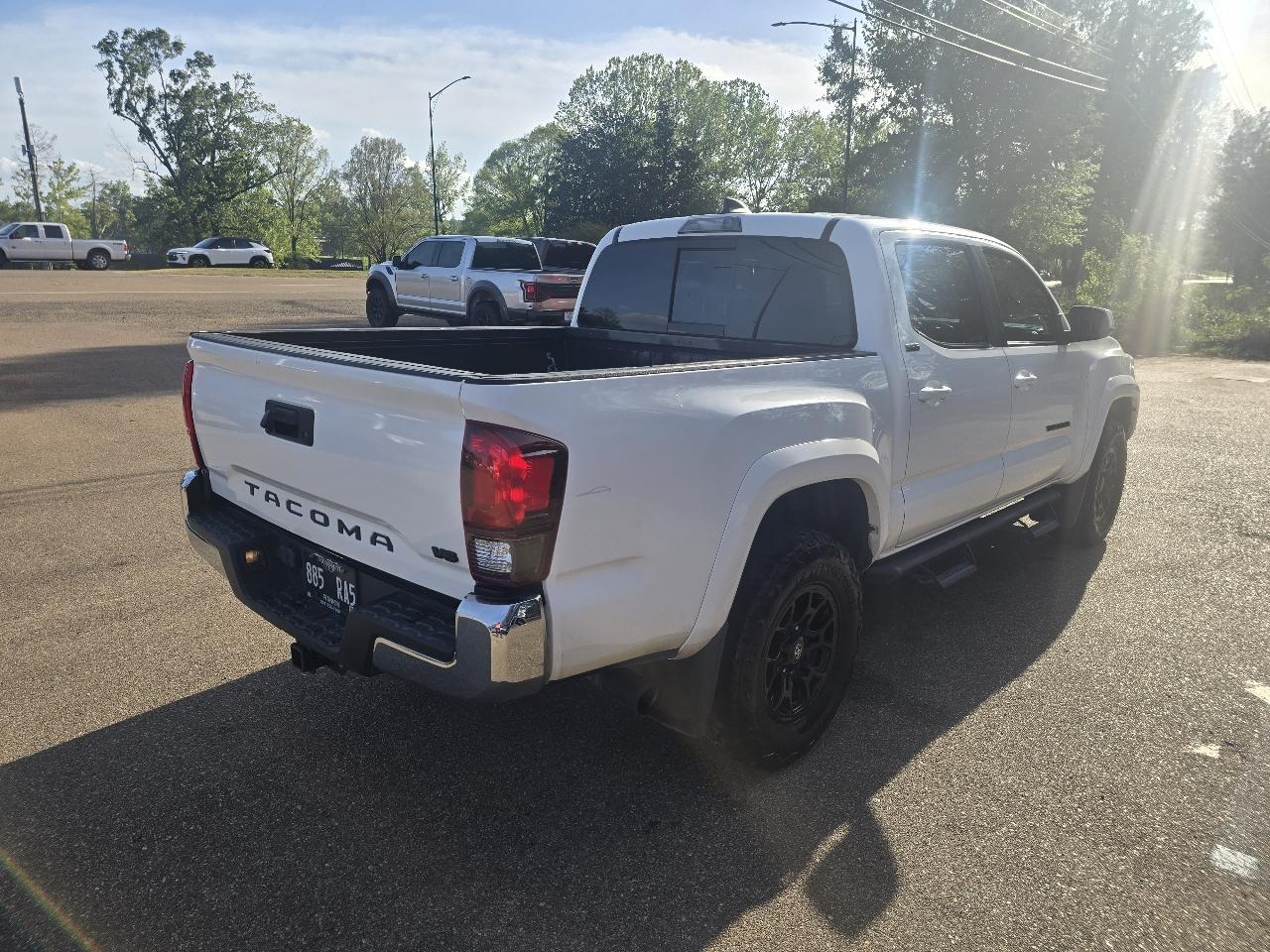 Toyota Tacoma 2WD Double Cab V6 AT SR5 (Natl) 2020