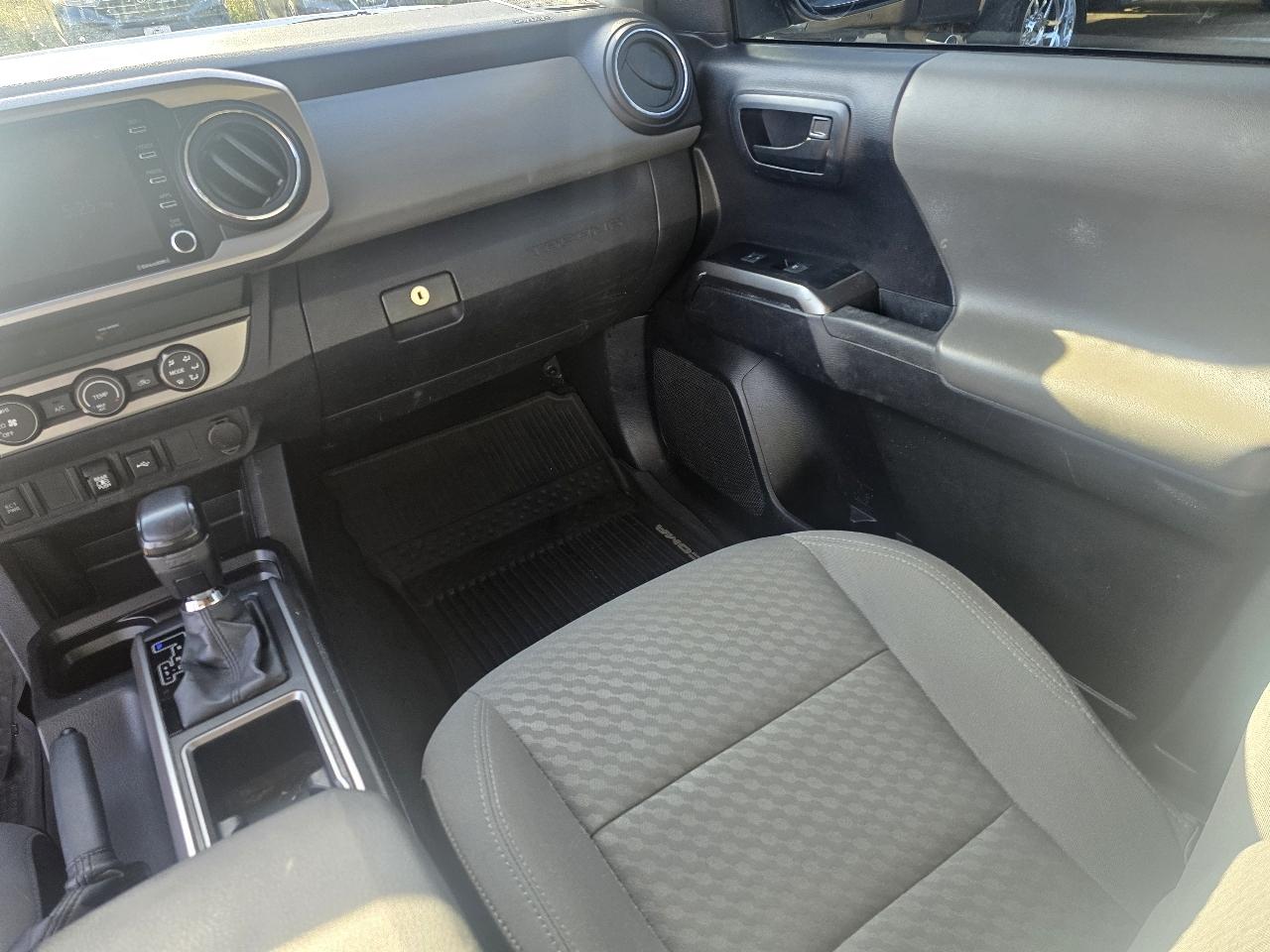 Toyota Tacoma 2WD Double Cab V6 AT SR5 (Natl) 2020