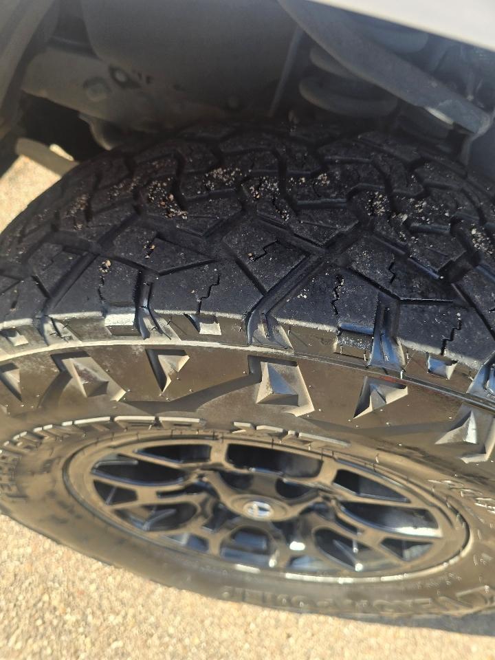 Toyota Tacoma 2WD Double Cab V6 AT SR5 (Natl) 2020