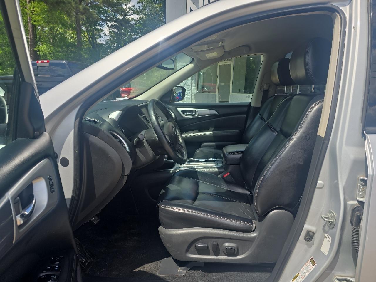 Nissan Pathfinder 4WD 4dr SL 2018