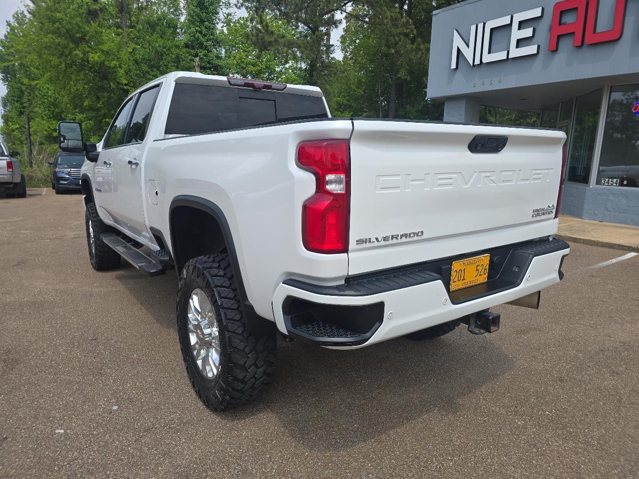Chevrolet Silverado 2500HD 4WD Crew Cab 167.7 in High Country 2021