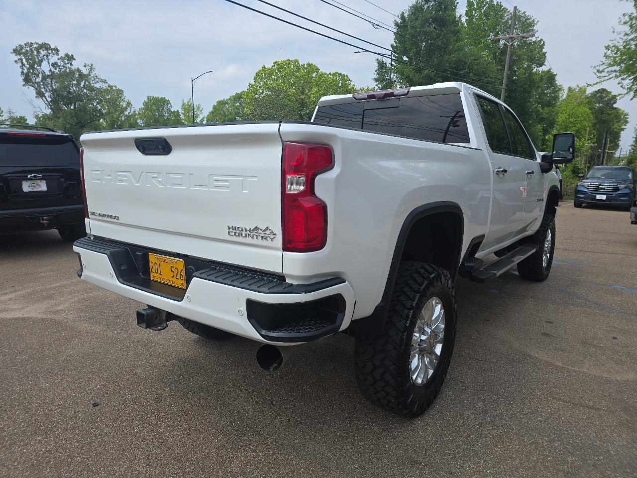 Chevrolet Silverado 2500HD 4WD Crew Cab 167.7 in High Country 2021