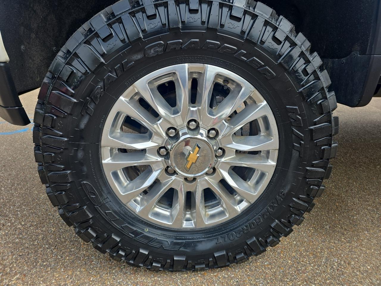 Chevrolet Silverado 2500HD 4WD Crew Cab 167.7 in High Country 2021