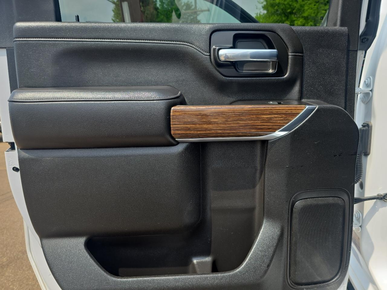 Chevrolet Silverado 2500HD 4WD Crew Cab 167.7 in High Country 2021