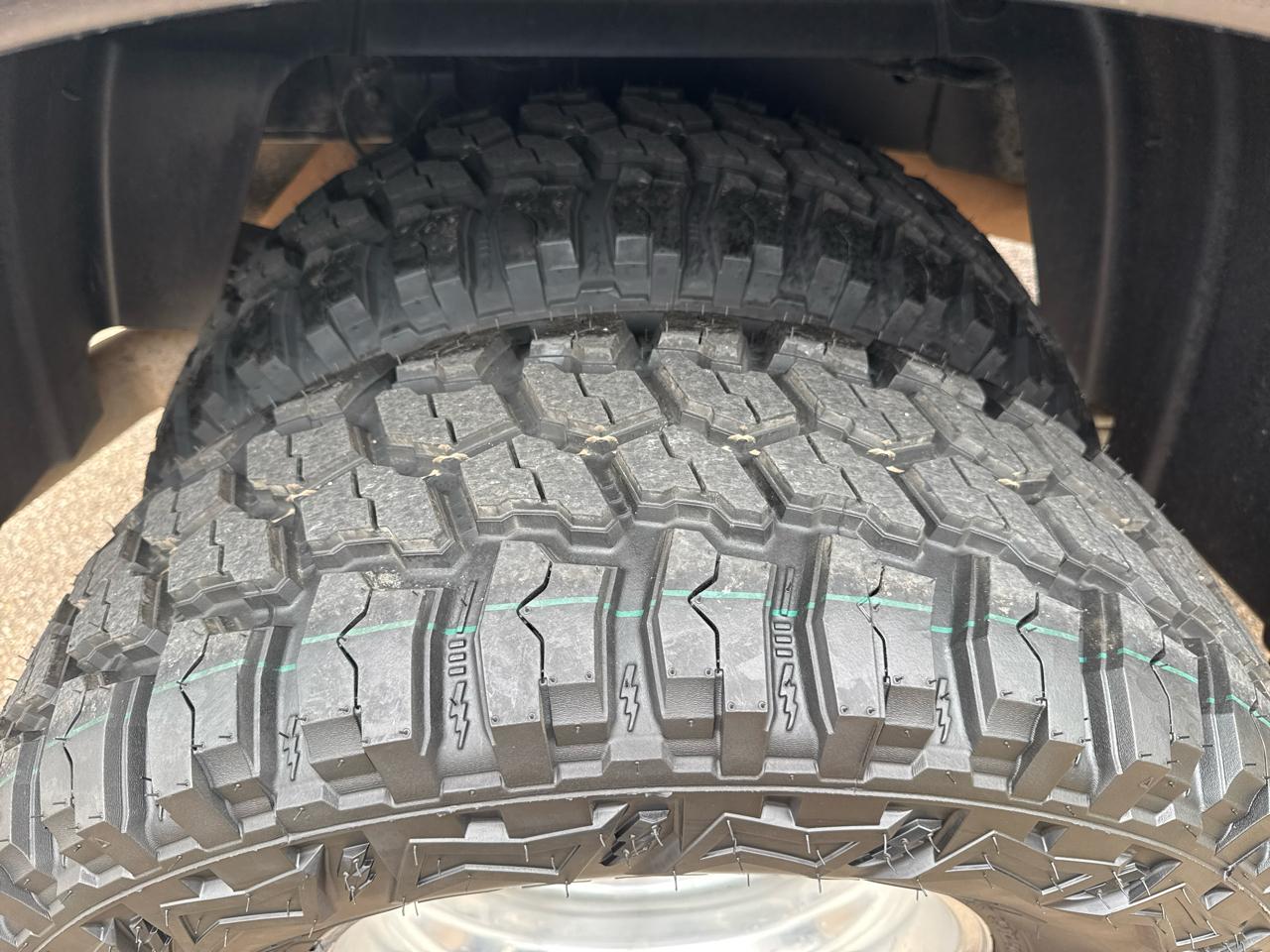 RAM 3500 4WD Mega Cab 160.5" Laramie Limited 2017