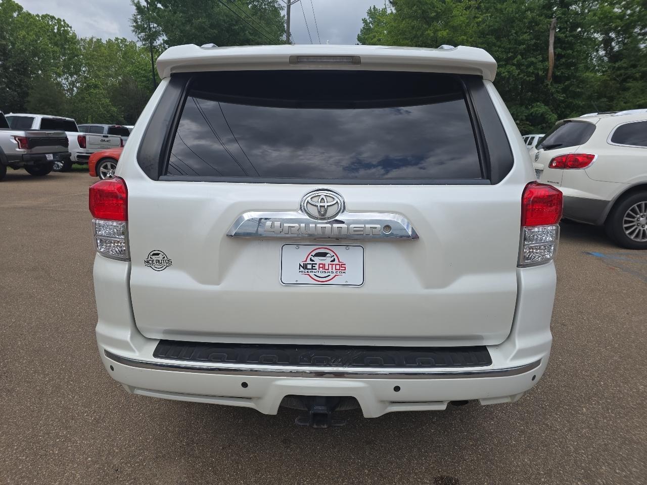 Toyota 4Runner SR5 2012