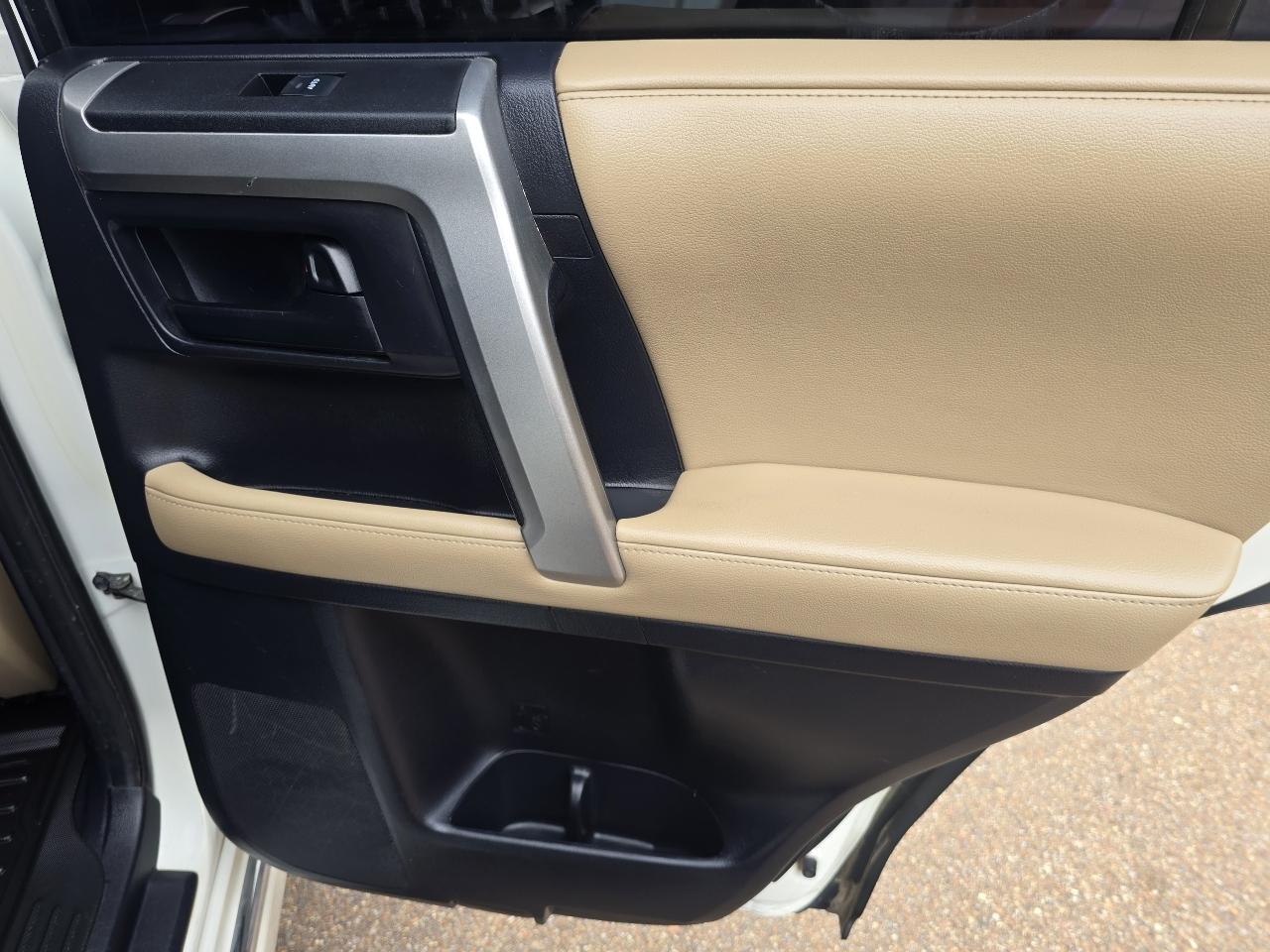 Toyota 4Runner SR5 2012